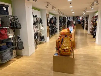 Hügel Lederwaren 1